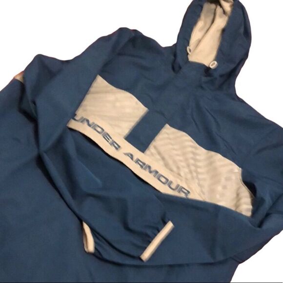 Under Armour size medium pullover windbreaker perfect condition - Picture 1 of 5